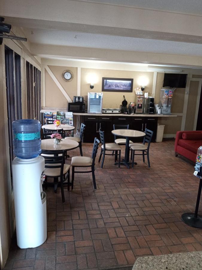 America Best Value Inn Webster City Exterior photo